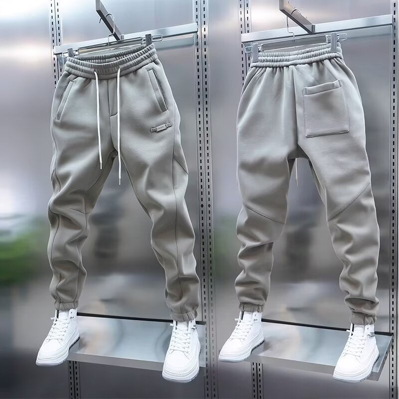 The Relaxed Sweatpant